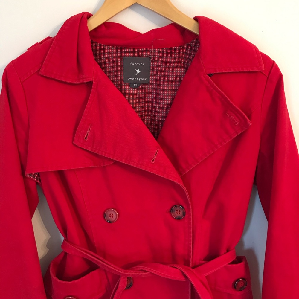 Red tailored jacket - Picture 2 of 6